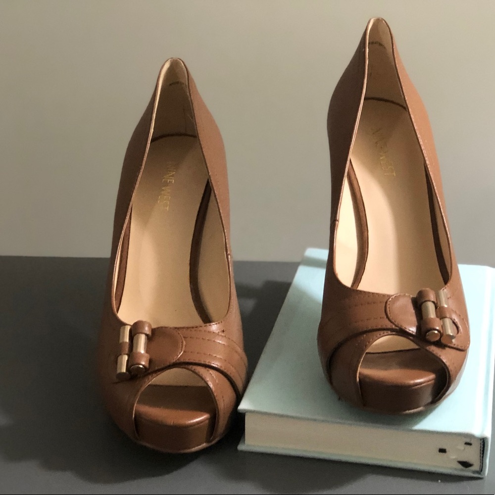 Nine West brown heel